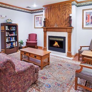 Country Inn & Suites By Radisson, Chambersburg, Pa