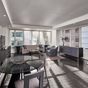 One-Bedroom King Suite Mobility accessible