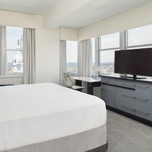 Grand Upper Floors King Room