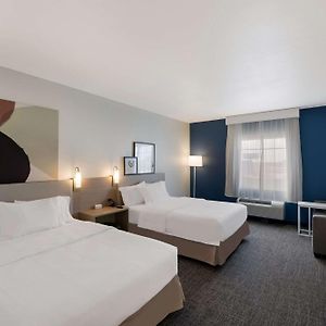 Queen Room Mobility accessible