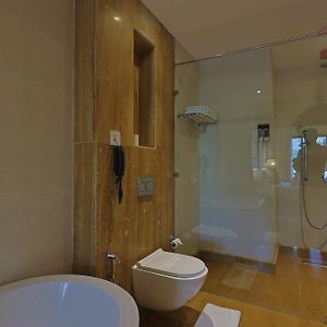 Executive King Suite