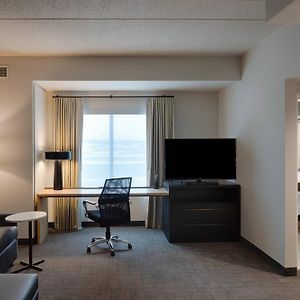 One-Bedroom King Suite