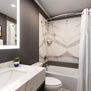 Premium King Room
