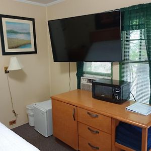 Budget King Room