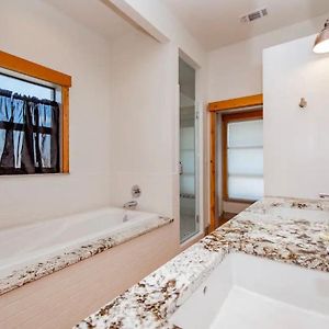 Private Bathroom King Room