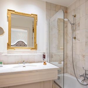 Classic Single Room