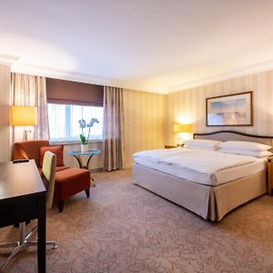Premium King Room