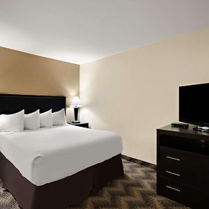 Queen Suite