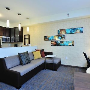 King Studio Hearing accessible