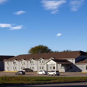New Victorian Inn & Suites-Norfolk