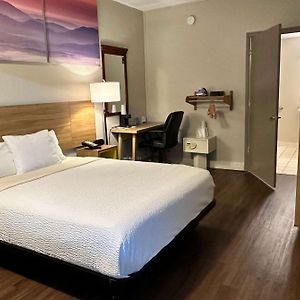 Queen Room Mobility or hearing accessible
