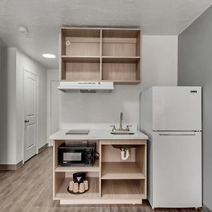 Efficiency King Suite