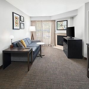 Large Two-Bedroom King Suite