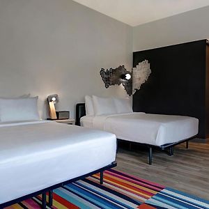 Queen Room Hearing Accesible