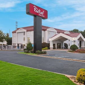 Red Roof Inn & Suites Newnan