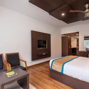 Premier King Room