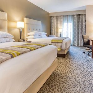 Superior  Queen Room Hearing accessible