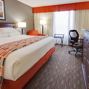 Deluxe  King Room Mobility accessible