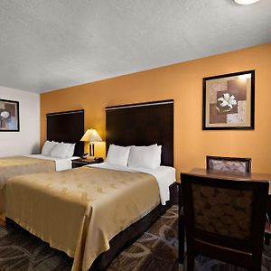 Standard Queen Room