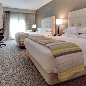 Deluxe  Queen Room Hearing accessible