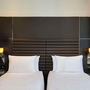Art Twin Room