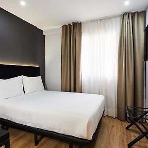 Basic Single Room