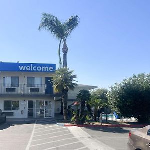Motel 6-Tulare, Ca