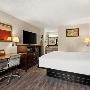 King Room Mobility accessible