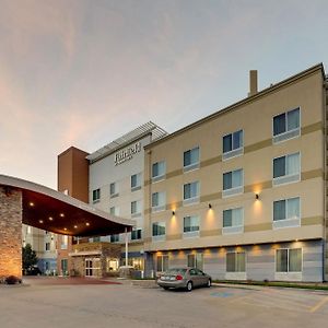 Fairfield Inn And Suites Hutchinson