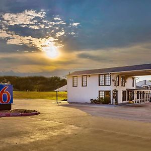 Motel 6-Bryan, Tx - College Station