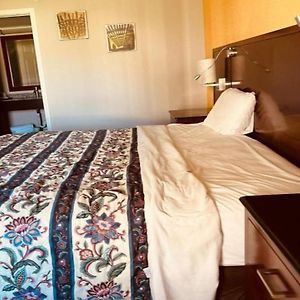 Cambridge Inn