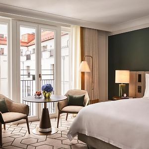 Premier King Room