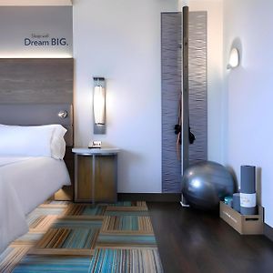 Premium Upper Floors King Room Hearing accessible