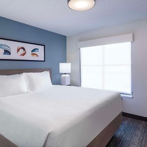 One-Bedroom King Suite Disability Access