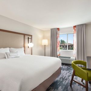 King Room Mobility or hearing accessible