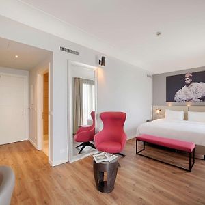 Superior Upper Floors King Room