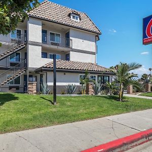 Motel 6-Escondido, Ca