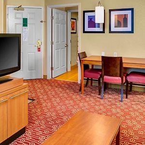 Two-Bedroom King Suite