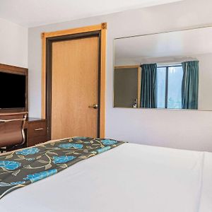Queen Room Disability Access