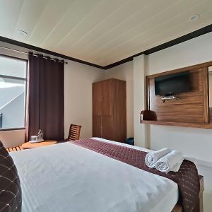 Premium King Room
