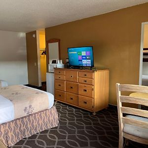 Queen Suite