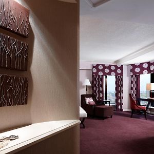 Premium King Room