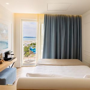 Executive Triple Room