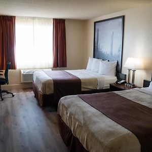 Queen Room Mobility accessible