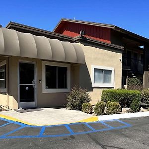 Super 8 By Wyndham Red Bluff