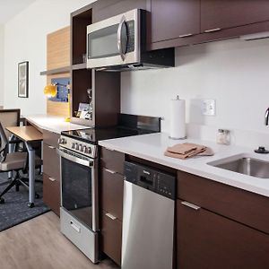 One-Bedroom King Suite