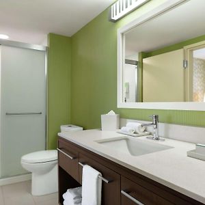 One-Bedroom King Suite