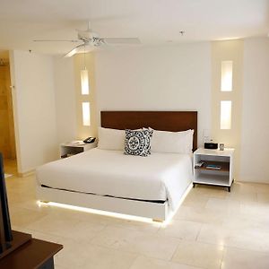 Deluxe Junior Suite
