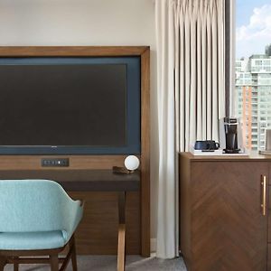 Upper Floors Queen Room