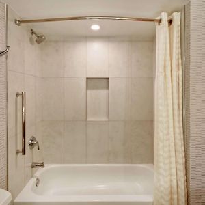 One-Bedroom King Suite